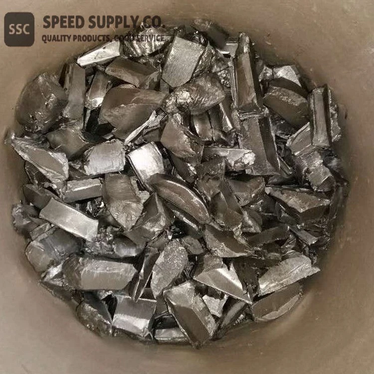 Niobium-zirkoniumseoksesta valmistetut palat